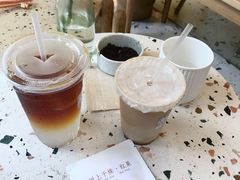 暖白-Cafe on warm(丹霞店)