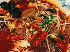 -渝是乎酸菜鱼·川渝小炒(新世界百货望京店)