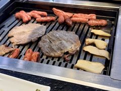 -臻牛烤肉