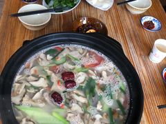 -四姑娘山阿巴郎·藏式花园餐厅