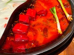 -周小明火锅(黑金冠社区店)