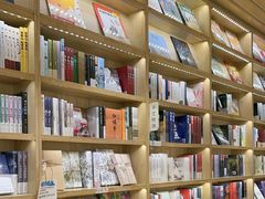 -猫的天空之城概念书店(景德镇陶溪川店)