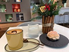 -潮一不贰·法式甜品·生日蛋糕·西式简餐(外滩店)