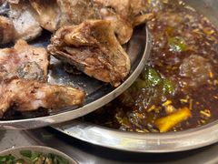 -肖肖酸萝卜鱼火锅(总店)