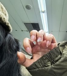 -桃色美甲沙龙