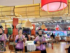 -刘姐啤酒鱼民族演艺餐厅(西街总店)