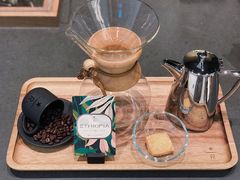 -星巴克臻选(上海合生汇1F店)