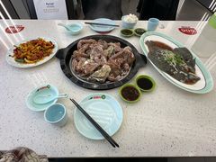 -巧克力渔家.小船海鲜胶东菜(万平口店)