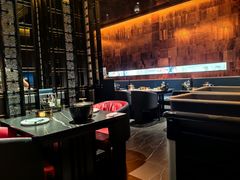 -雍容荟帝王蟹活龙虾展台自助(IFS黑金店)