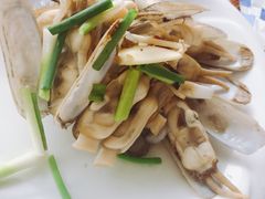 -胖大嫂渔家排档(半边山店)