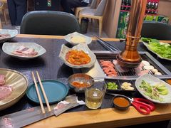 -臻牛烤肉