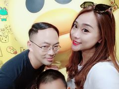 -UNI UNI(环亚凯瑟琳店)