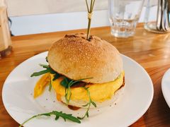 鸡蛋汉堡-Egg•Allday Brunch(襄阳北路店)