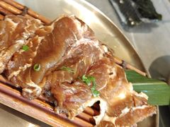 -草家酱蟹炭火烤肉店(珲春南路一店)