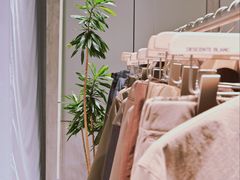 -迪桑特DESCENTE(北京三里屯BLANC店)