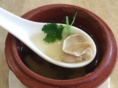 -裕记烧腊连锁餐饮(国商分店)