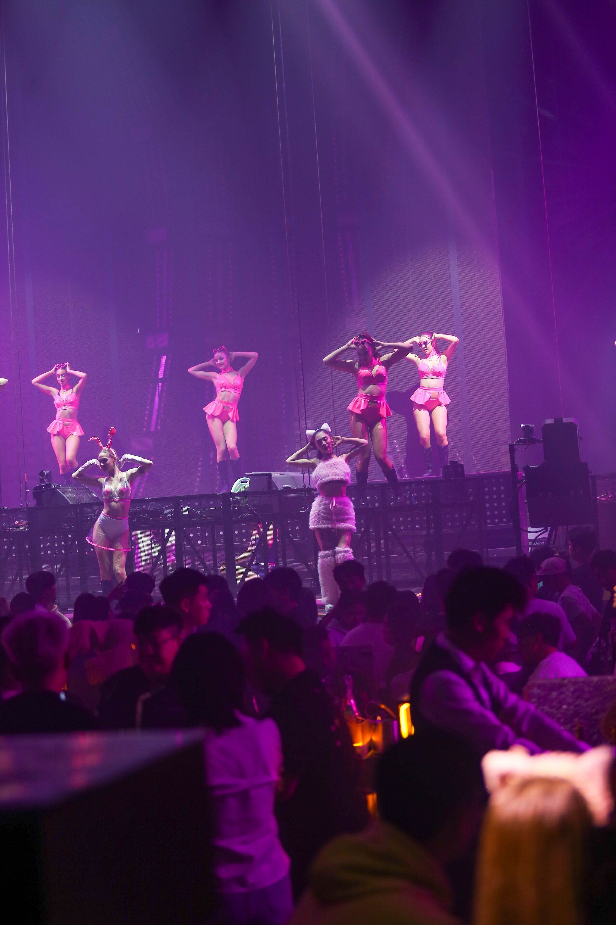 夜店狂欢的完美夜晚✨