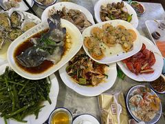 -四川小胡子海鲜(丁村万人海鲜广场店)