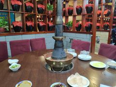 -楼外楼大刀肉传统火锅居(幸福街店)