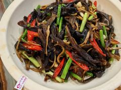 -椿记烧鹅(叠彩店)