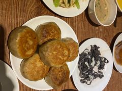 -清真吴记门钉肉饼·喜多利