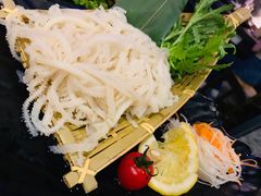 -湊湊火锅·茶憩(杭州湖滨银泰in77店)