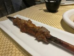 红柳枝烤羊肉-巴扎美食·新疆菜·西域歌舞表演餐厅(新疆大厦店)