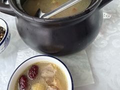 -范饭椰林川湘味海鲜·椰子鸡(三亚湾椰梦长廊店)