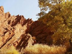 -天山神秘大峡谷