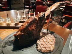 -恰餐厅及酒吧 CHAR Bar & Grill (北京丽都皇冠假日店)
