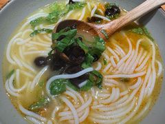 -百春原湖南牛肉粉(百联世纪店)