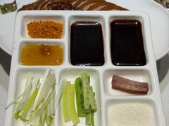 -小桃红·东北菜·春饼烤鸭(南阳湖街店)