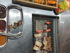 -马路牙子烧烤音乐酒馆(望京店)