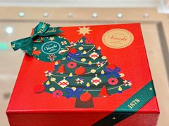 -VENCHI 闻绮(上海佛罗伦萨小镇店)