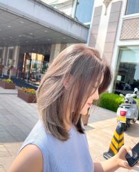 -HAIR HERE造型