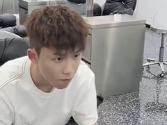 -鸿通城购物中心