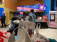-爱蹦iBOON蹦床运动馆(江汉店)