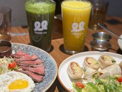 -POKEE VIA&Brunch·维娅(重庆来福士店)