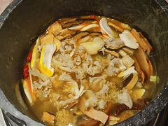 -野·大山里野生菌石锅土鸡(益田假日店)