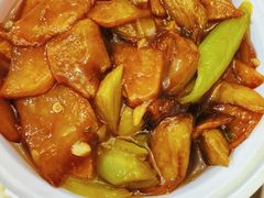 -六泰居·尔滨地标·东北菜(泰山路店)