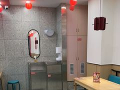 -塔斯汀中国汉堡(解放路步行街店)