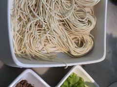 -左庭右院鲜牛肉火锅(浦江欢乐颂店)