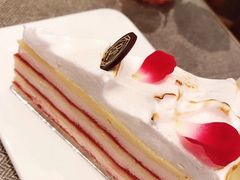 玫瑰草莓千层蛋糕-PAUL LAFAYET 法式甜品(港汇广场店)