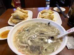 酸辣汤-小姜锅贴(凤凰街店)