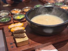 -银米·云南传统过桥米线(双廊黑金冠店)