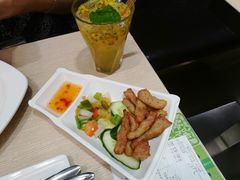 -佰搭果·广式茶餐厅(西华路店)