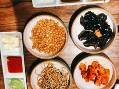 -明洞阿姨·韩式酱蟹烤肉·创意料理(三元桥店)