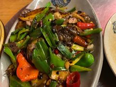 渣海椒苕皮回锅肉-郑件洋芋饭庄