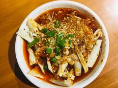-炉小二铜锅牛蛙•川湘菜(三里屯店)