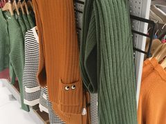 -优衣库(北京万柳华联购物中心店)